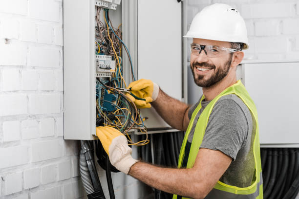 Best Circuit Breaker Repair  in Greencastle, IN
